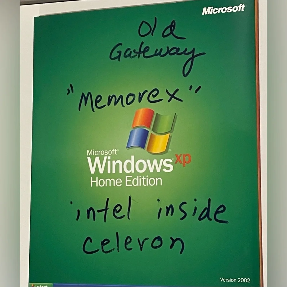 PC 2002 Microsoft Windows Home Edition Operating System + Windows Media Player 9